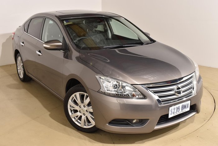 2013 Nissan Pulsar Ti B17 Brown