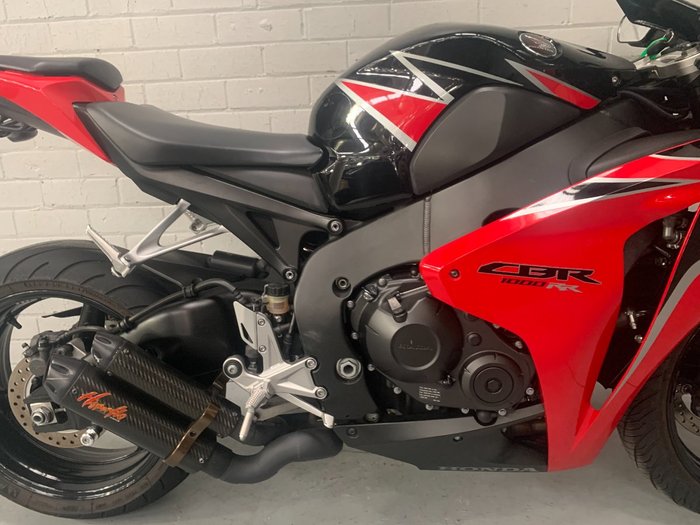 2010 Honda CBR1000RR (FIREBLADE)