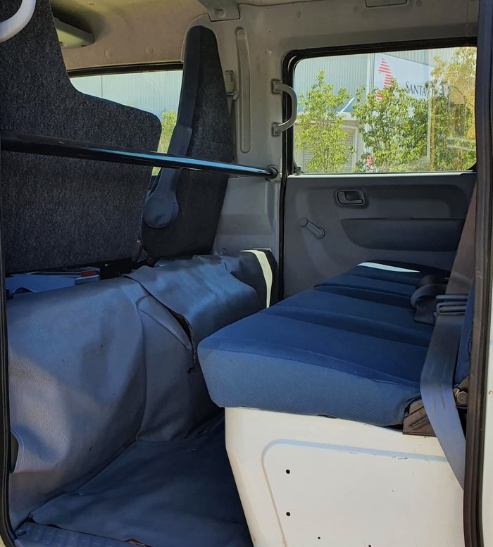 2016 FUSO FG CANTER WHITE