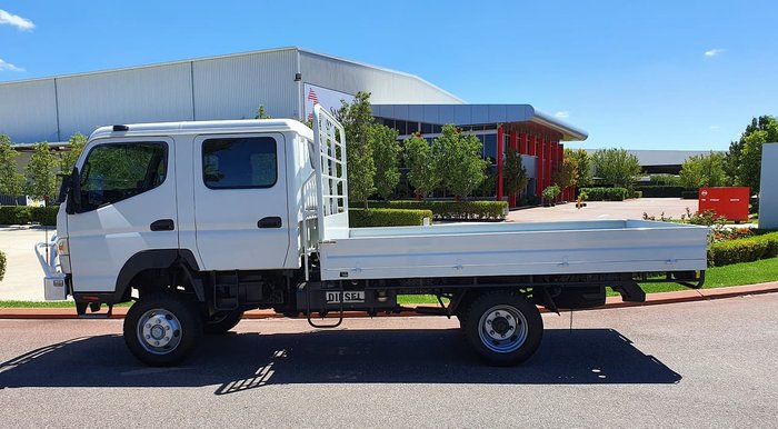 2016 FUSO FG CANTER WHITE
