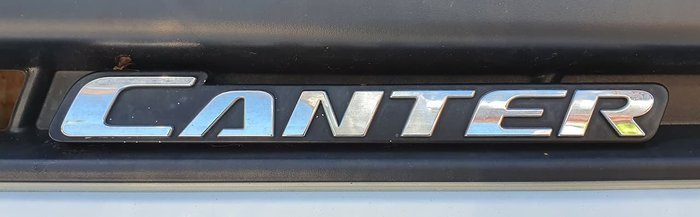 2016 FUSO FG CANTER WHITE