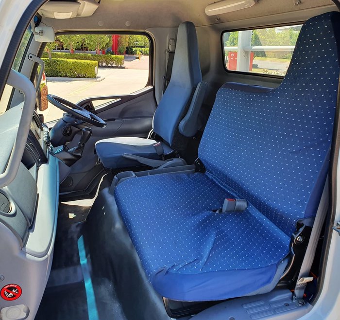 2016 FUSO 815 CANTER WHITE