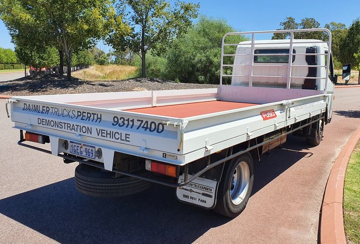 2016 FUSO 815 CANTER WHITE