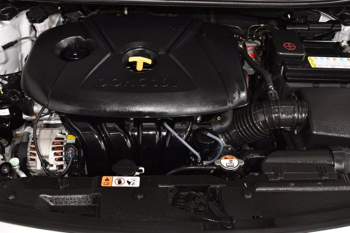 2013 Hyundai i30 Active GD Silver