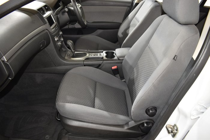 2011 Holden Commodore Omega VE Series II Heron White