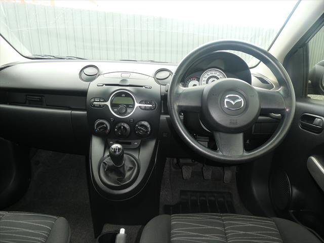 2009 MAZDA MAZDA2