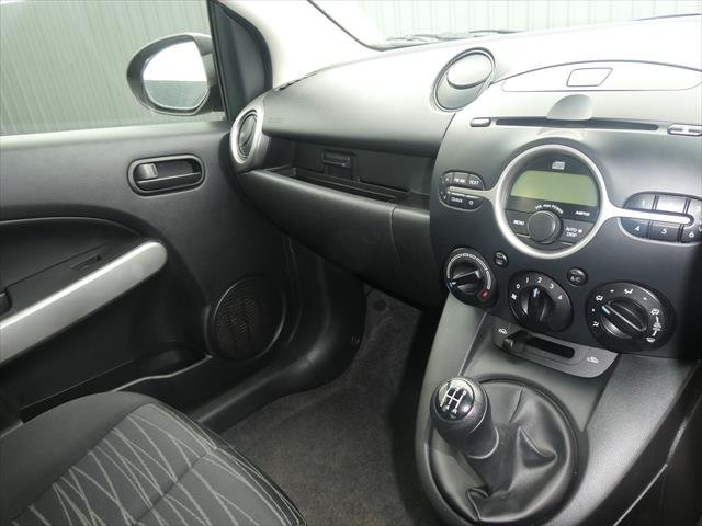 2009 MAZDA MAZDA2