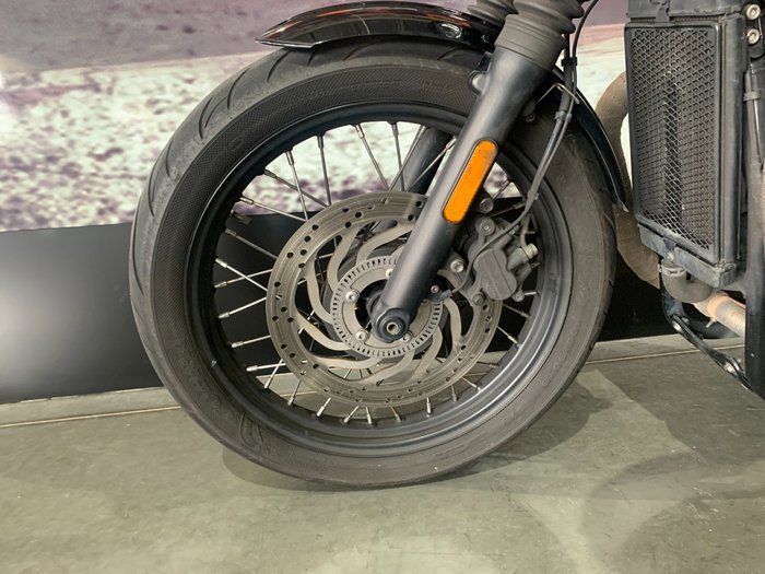 2017 Triumph BONNEVILLE BOBBER Green