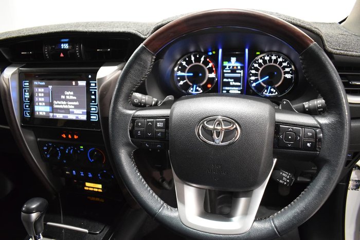 2015 Toyota Fortuner GXL GUN156R 4X4 Dual Range Glacier White