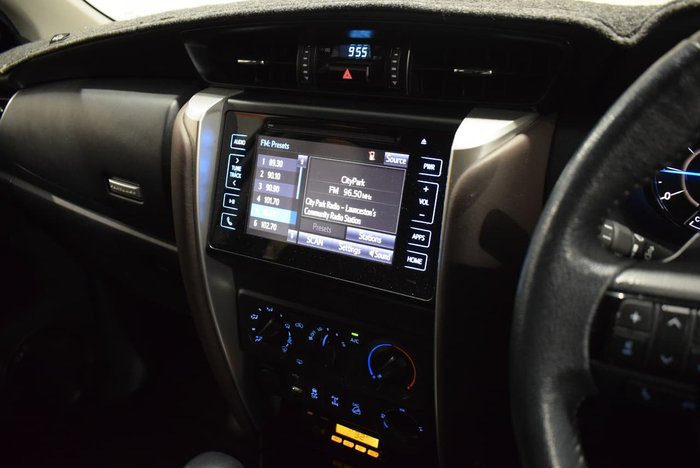 2015 Toyota Fortuner GXL GUN156R 4X4 Dual Range Glacier White