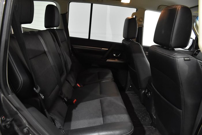 2015 Mitsubishi Pajero GLS NX MY16 4X4 Dual Range Graphite Grey