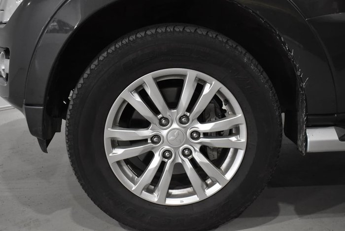 2015 Mitsubishi Pajero GLS NX MY16 4X4 Dual Range Graphite Grey