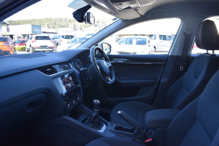 2018 SKODA Octavia 110TSI NE MY18.5 White