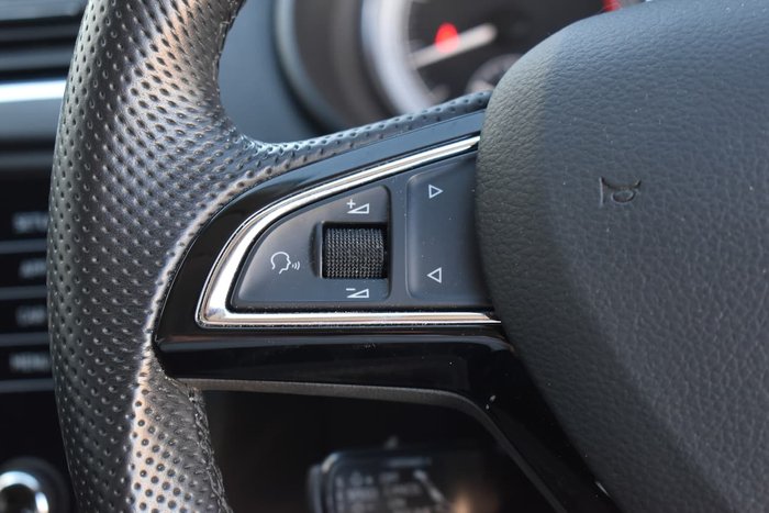 2018 SKODA Octavia 110TSI NE MY18.5 White