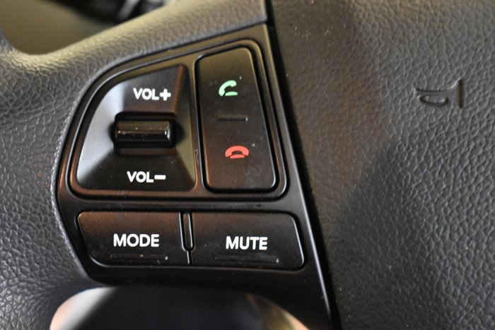 2014 Kia Rio S UB MY14 Clear White