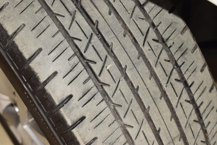 2016 Toyota Aurion Presara GSV50R Silver Pearl