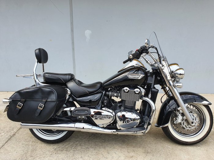 2014 Triumph THUNDERBIRD LT Black