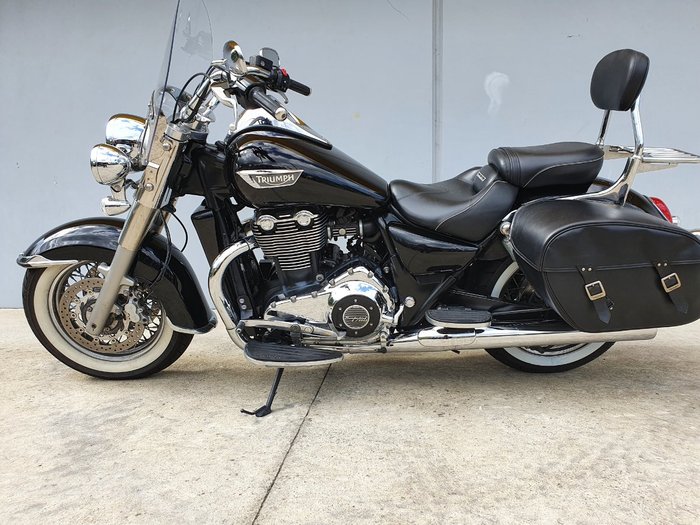 2014 Triumph THUNDERBIRD LT Black