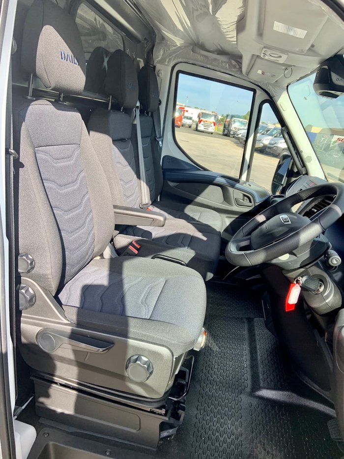 2020 IVECO 35S17A8V16 White