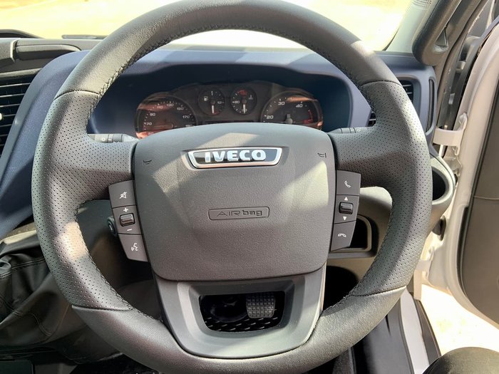 2020 IVECO 35S17A8V16 White