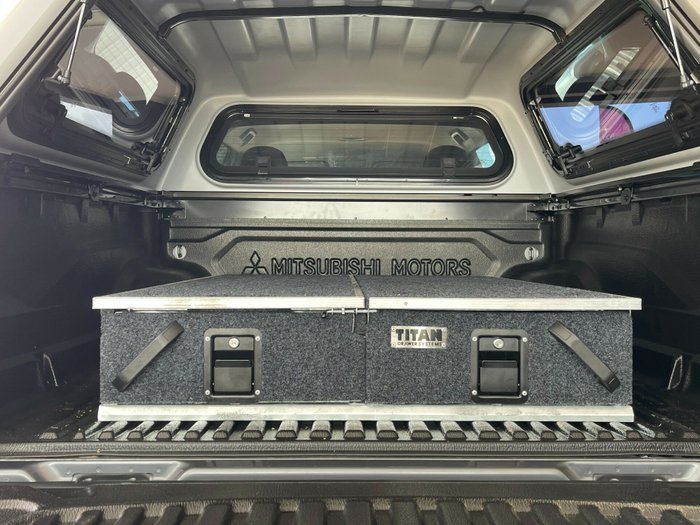 2016 Mitsubishi Triton