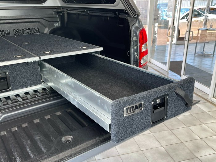 2016 Mitsubishi Triton