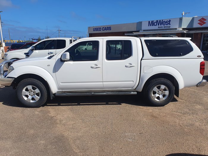 2010 Nissan Navara ST D40 4X4 Polar White