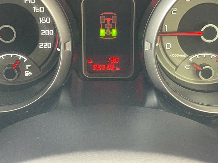 2015 Mitsubishi Pajero