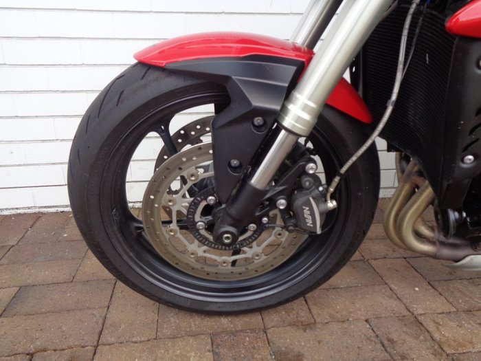 2019 Triumph STREET TRIPLE S 660 LAMS RED