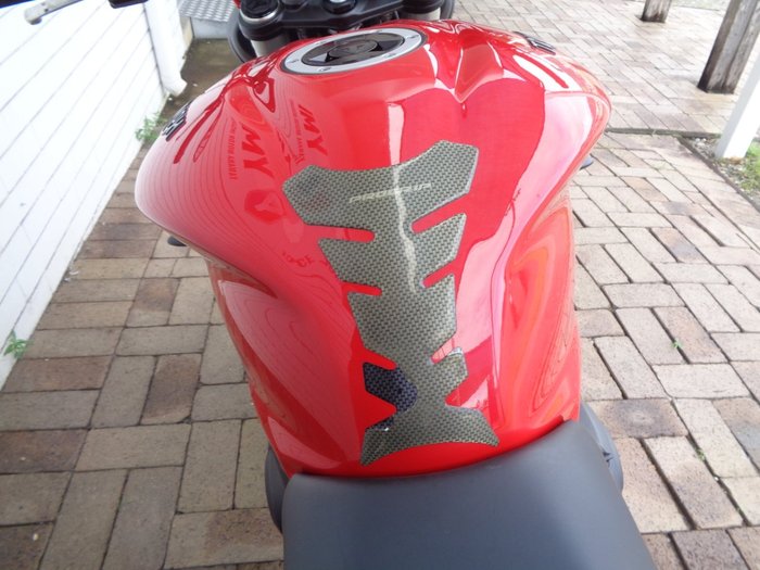 2019 Triumph STREET TRIPLE S 660 LAMS RED