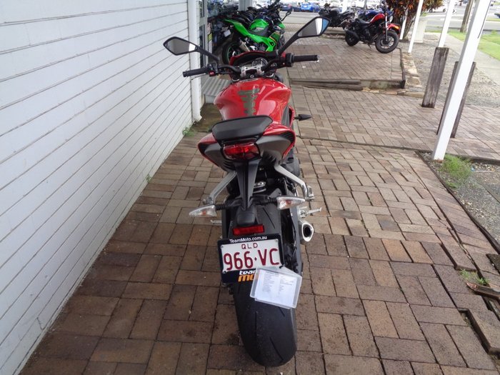 2019 Triumph STREET TRIPLE S 660 LAMS RED