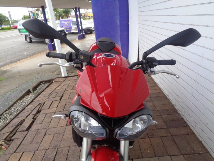 2019 Triumph STREET TRIPLE S 660 LAMS RED