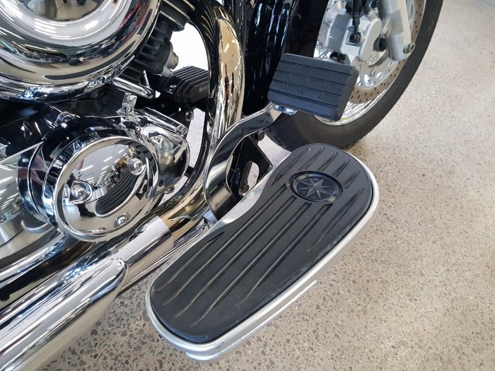 2018 Yamaha XVS650 V-STAR CUSTOM Black