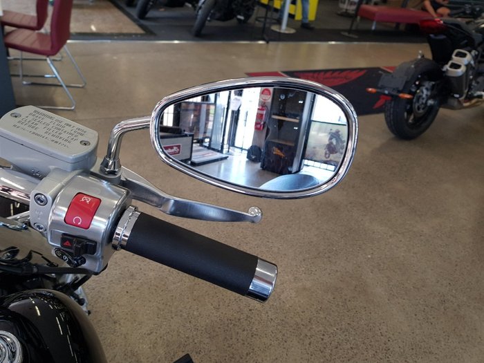 2018 Yamaha XVS650 V-STAR CUSTOM Black