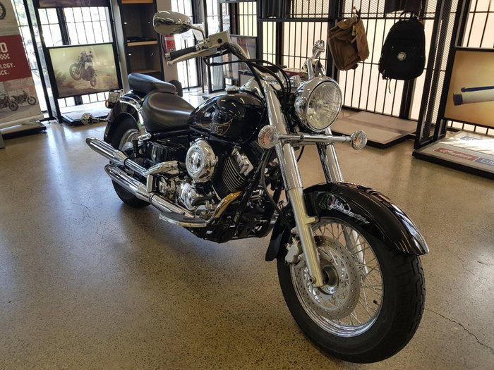 2018 Yamaha XVS650 V-STAR CUSTOM Black