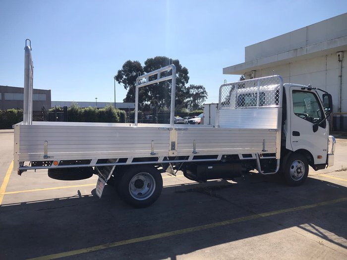 2021 HINO 616 White