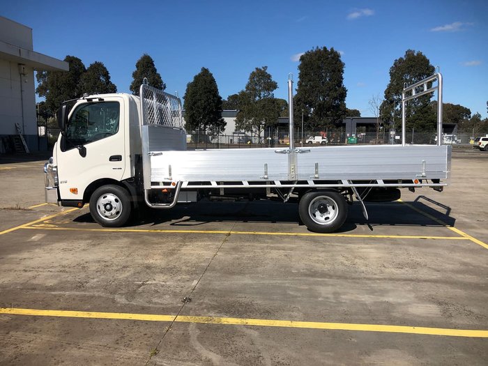 2021 HINO 616 White