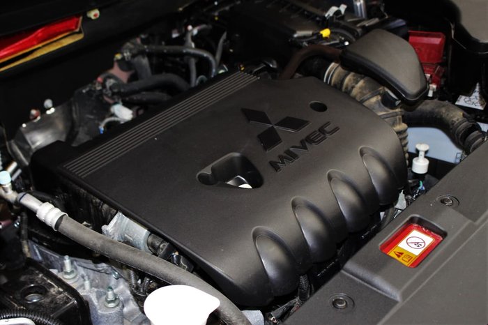 2019 Mitsubishi Outlander ES ZL MY20 4X4 On Demand Red