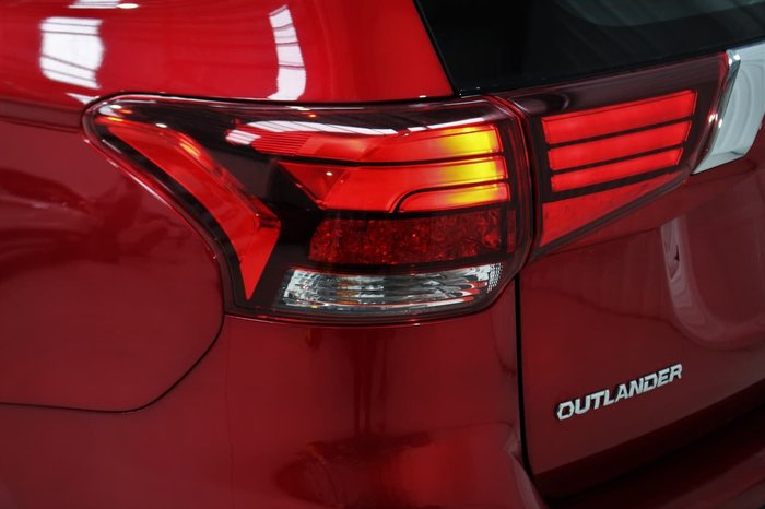 2019 Mitsubishi Outlander ES ZL MY20 4X4 On Demand Red