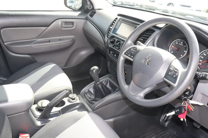 2017 Mitsubishi Triton GLX MQ MY17 4X4 Dual Range Black