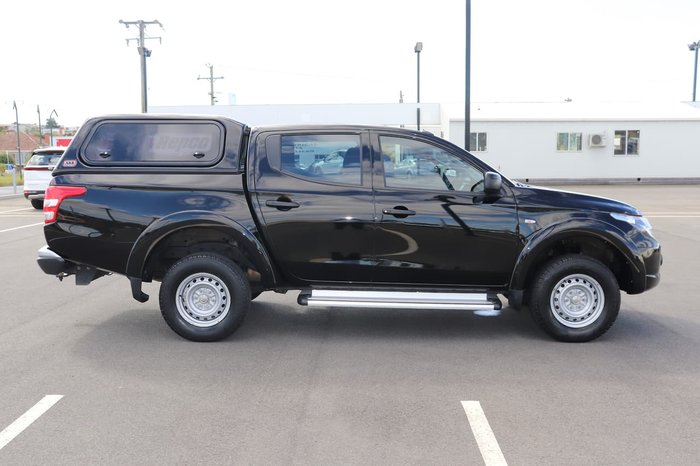 2017 Mitsubishi Triton GLX MQ MY17 4X4 Dual Range Black