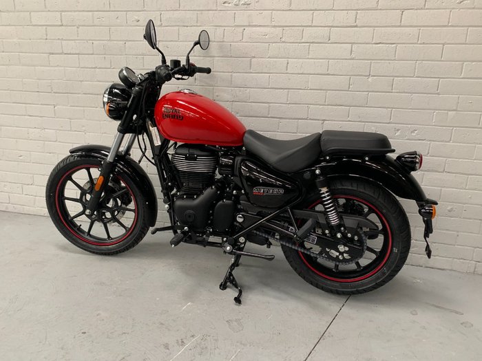 2021 Royal Enfield 2021 Royal Enfield 350CC METEOR 350 FIREBALL ABS ROAD Red