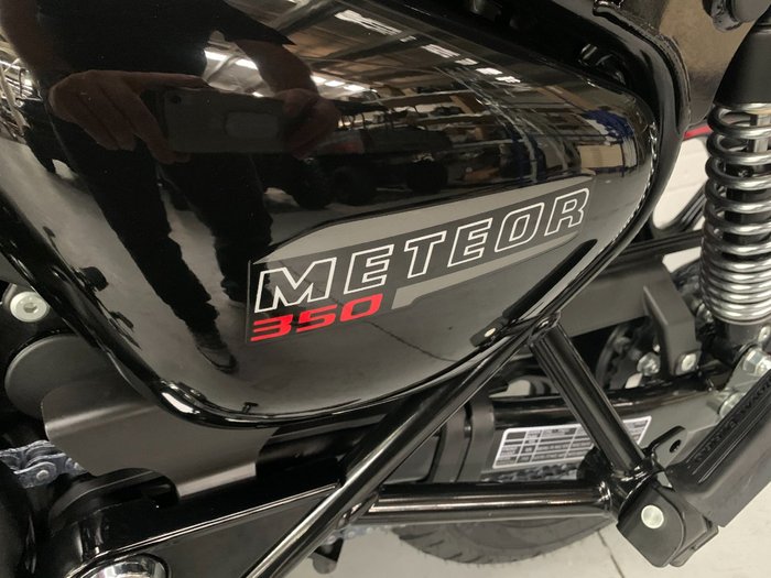 2021 Royal Enfield 2021 Royal Enfield 350CC METEOR 350 FIREBALL ABS ROAD Red