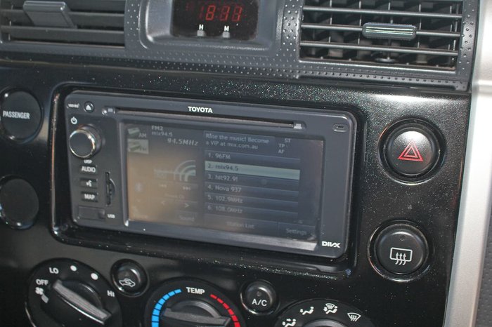 2013 Toyota FJ Cruiser GSJ15R 4X4 Dual Range Black