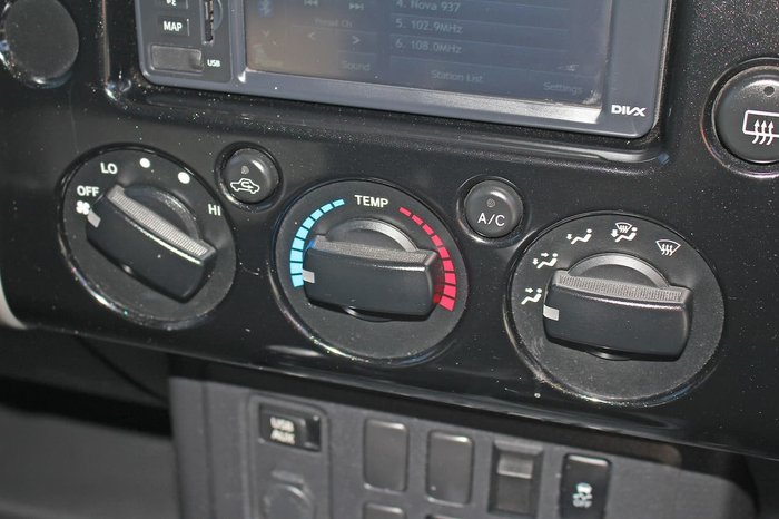 2013 Toyota FJ Cruiser GSJ15R 4X4 Dual Range Black