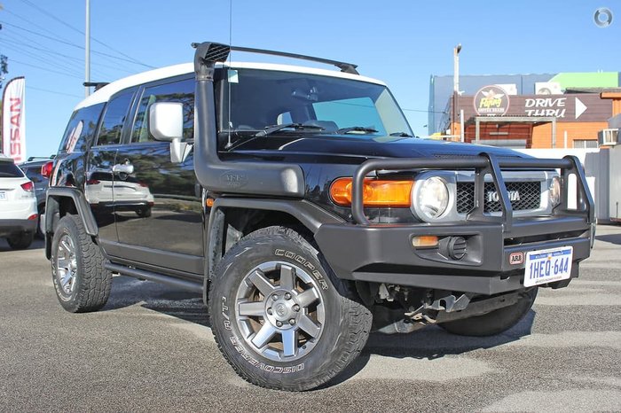 2013 Toyota FJ Cruiser GSJ15R 4X4 Dual Range Black