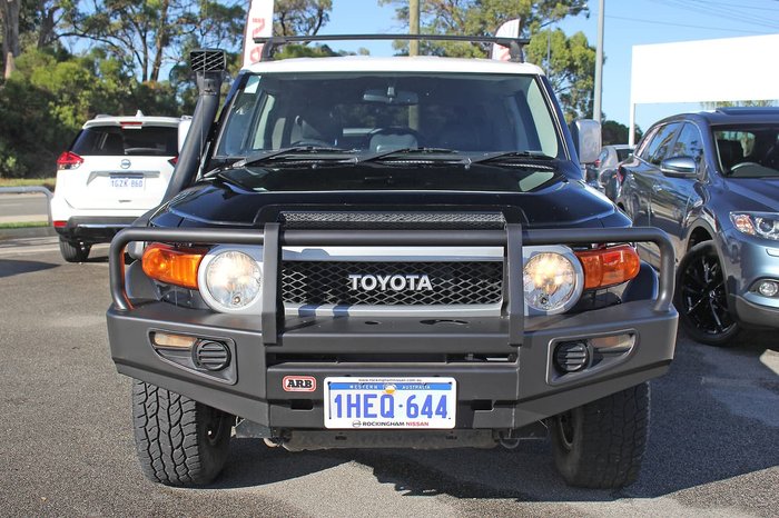 2013 Toyota FJ Cruiser GSJ15R 4X4 Dual Range Black