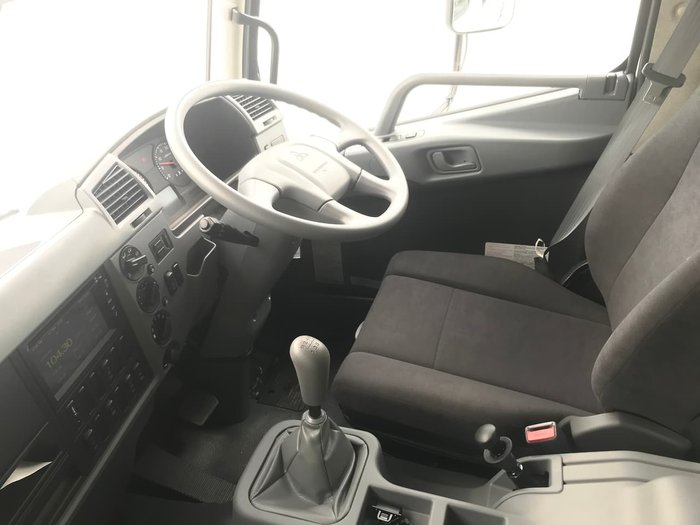 2020 FUSO FIGHTER 1124 White