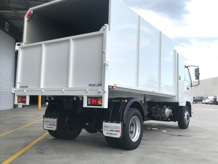 2020 FUSO FIGHTER 1124 White