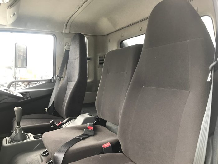 2020 FUSO FIGHTER 1124 White